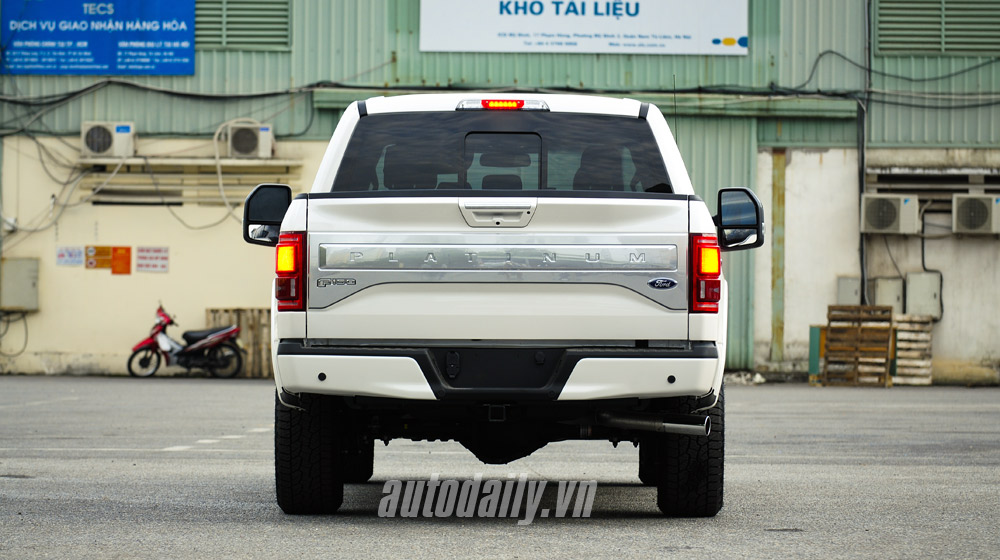 Ảnh Ford F-150 Platinum 2015 vừa về Việt Nam ford-f150-2015 (5).jpg