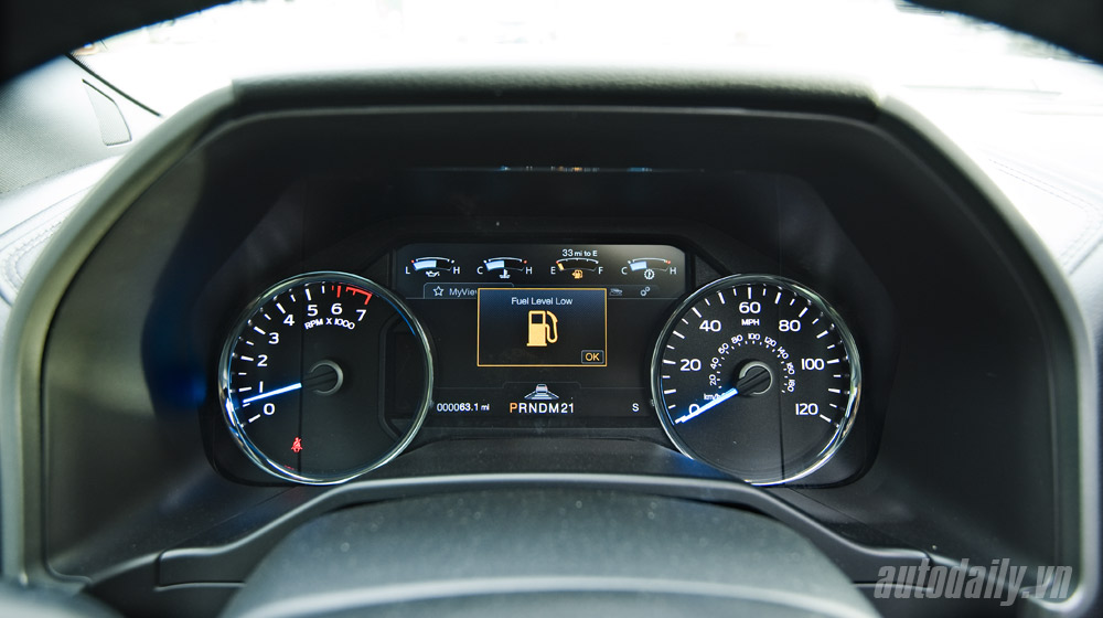 Ảnh chi tiết Ford F-150 Platinum 2015 Ford F150 Platinum (25).jpg