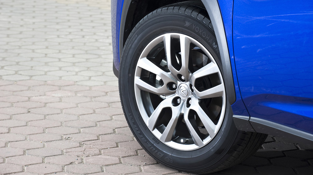 Ảnh chi tiết ngoại thất Lexus NX200t Lexus-NX-200t-chitiet-(12).jpg