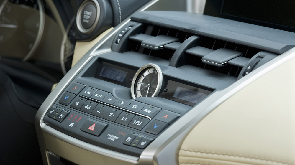Ảnh chi tiết nội thất Lexus NX200t Lexus-NX-200t-noithat-(17).jpg