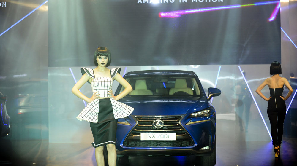 Ảnh dàn mẫu ma-nơ-canh tại lễ ra mắt Lexus NX200t Lexus-NX200T-2015-hop-bao-(51).jpg