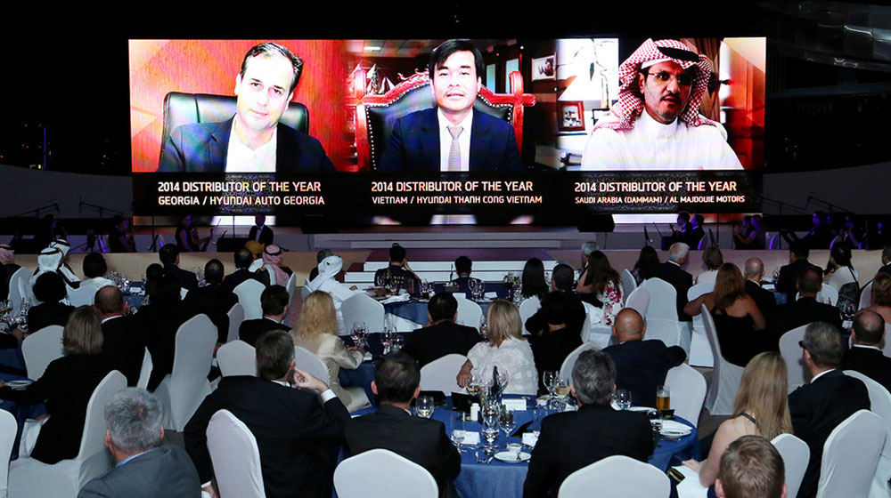 Hyundai Thành Công nhận giải thưởng cao quý nhất toàn cầu Distributor-of-the-Year-(3).jpg