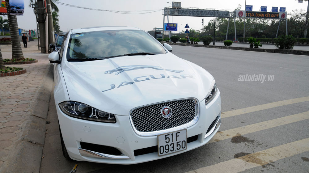 Cơ hội lái thử xe sang Jaguar Land Rover tại miền Trung jaguar (4).jpg