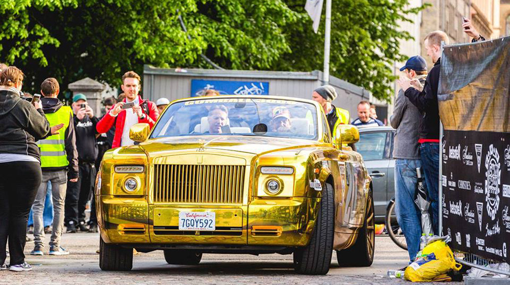 Những hình ảnh ấn tượng 3 chặng đầu hành trình Gumball 3000 2015 may-bay-10.jpg