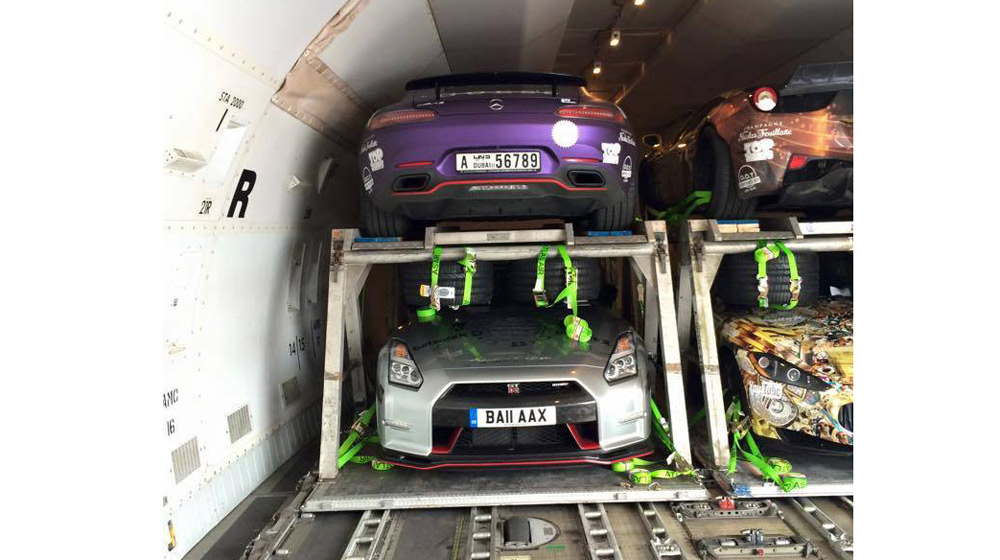 Những hình ảnh ấn tượng 3 chặng đầu hành trình Gumball 3000 2015 may-bay.jpg