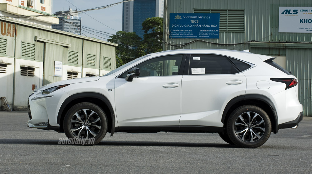 Ảnh chi tiết Lexus NX200t F Sport đầu tiên tại Việt Nam Lexus NX200t Fsport (3).jpg