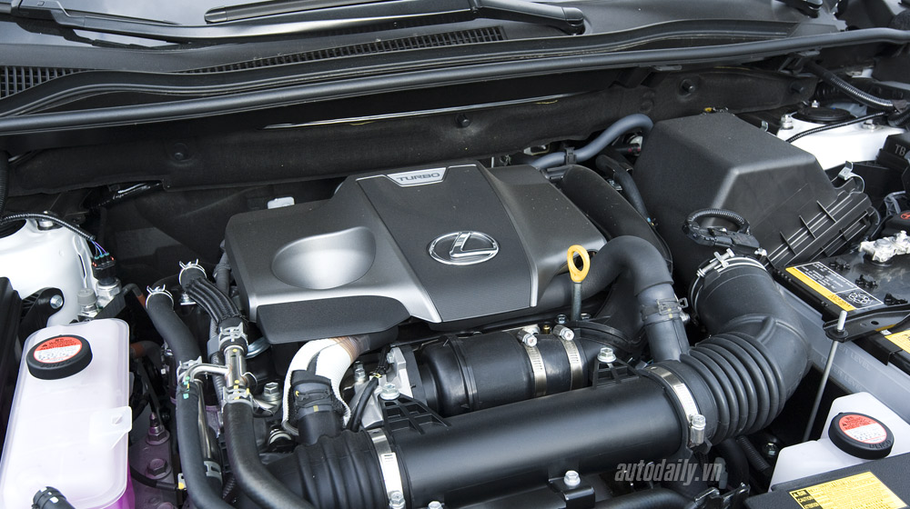 Lexus NX200t phiên bản thể thao đầu tiên về Việt Nam Lexus NX200t Fsport (35).jpg