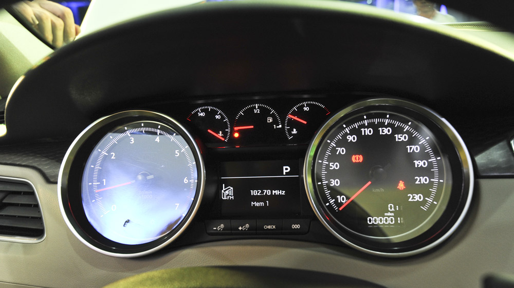 Những điểm mới trên Peugeot 508 Peugeot 508 hopbao (17).jpg