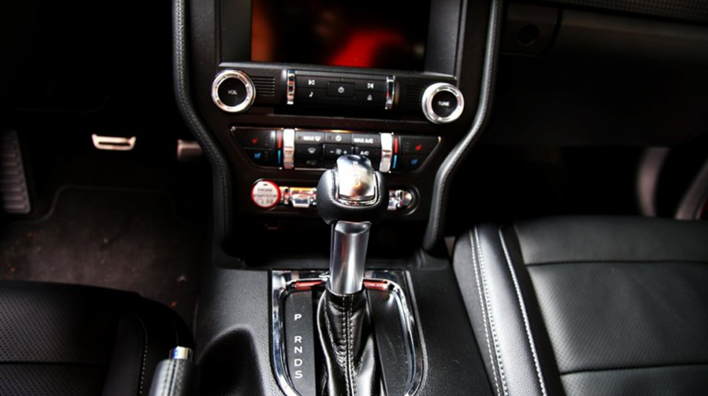 Soi chi tiết Ford Mustang 2015 vừa cập bến Việt Nam Mustang_2015 (10).JPG