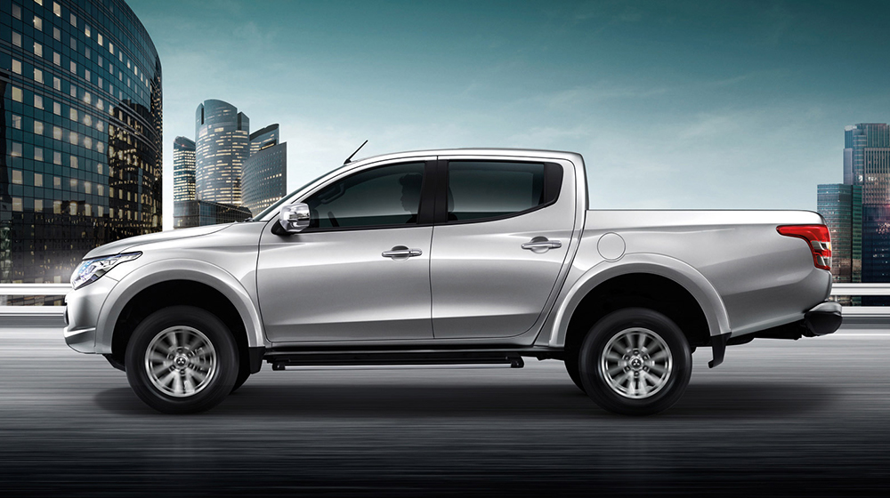 Mitsubishi Triton 2015 vs. Nissan Navara 2015: Cuộc chiến bán tải Nhật triton_2015 (7).jpg