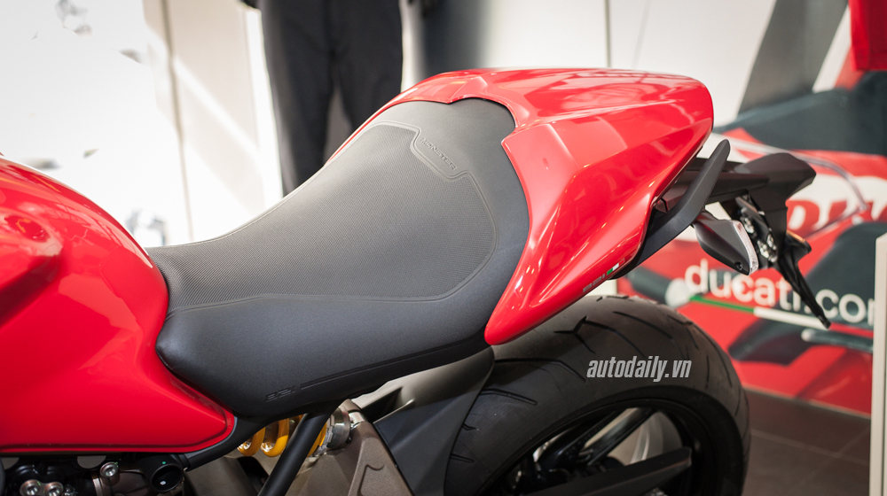 Ảnh chi tiết Ducati Monster 821 đầu tiên về Hà Nội Ducati_Monster_821_chinh_hang (11).jpg