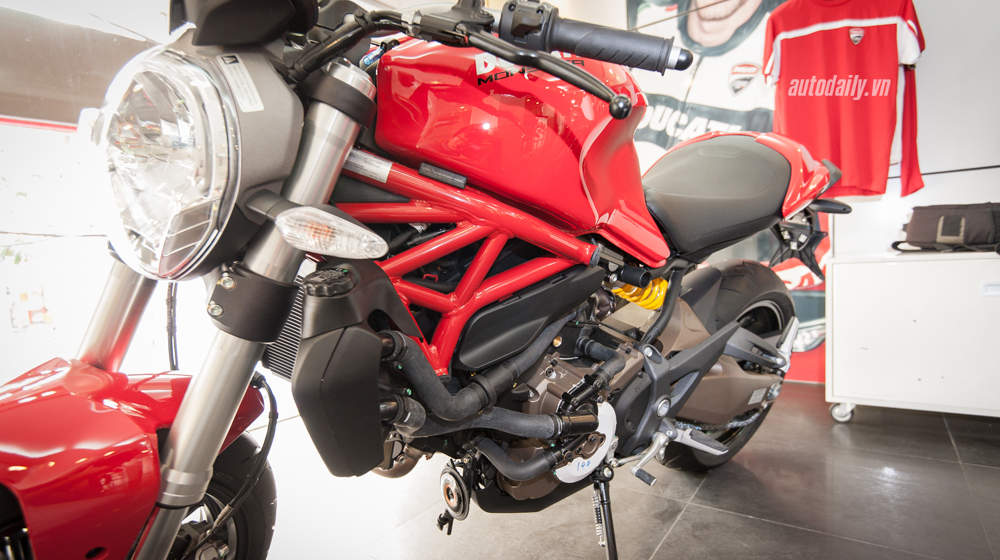 Ảnh chi tiết Ducati Monster 821 đầu tiên về Hà Nội Ducati_Monster_821_chinh_hang (14).jpg