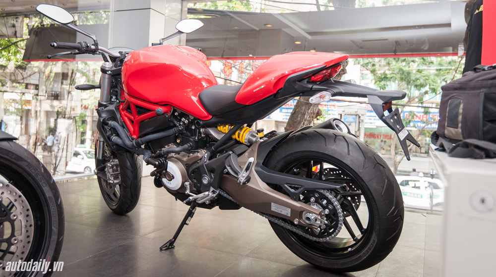 Ảnh chi tiết Ducati Monster 821 đầu tiên về Hà Nội Ducati_Monster_821_chinh_hang (3).jpg