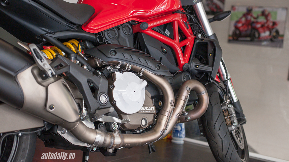 Chi tiết Ducati Monster 821 đầu tiên về Hà Nội Ducati_Monster_821_chinh_hang (7).jpg