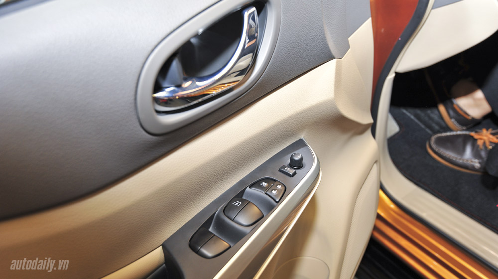 Ảnh nội thất Nissan Navara NP300 VL Nissan Navara noithat (2).jpg