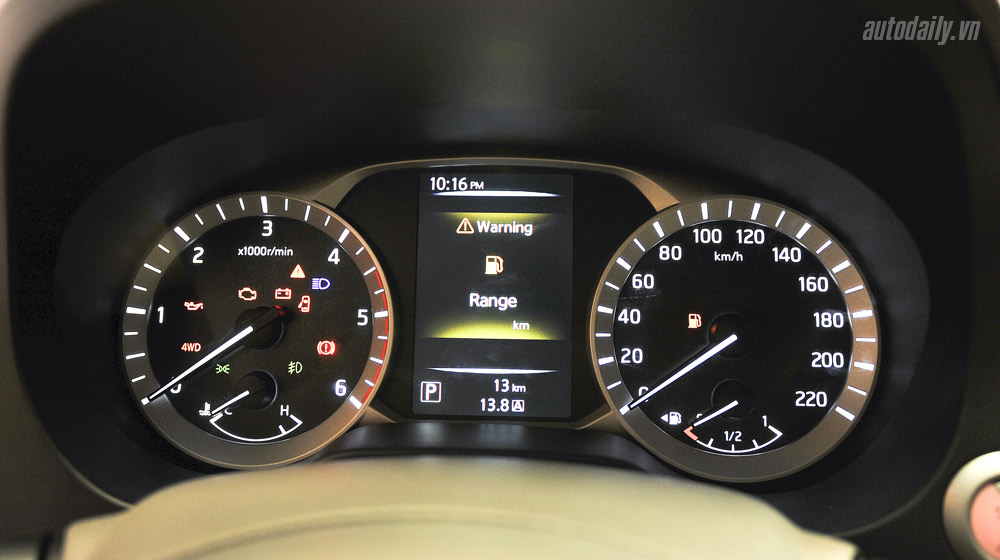 “Phiêu” cùng Nissan NP300 Navara VL ở miền cực Bắc Nissan Navara noithat (6).jpg