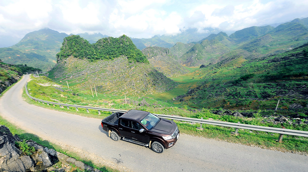 Nissan NP300 Navara SL – “Anh chàng nam tính” nissan-navara-np300-sl-(23)-1.jpg