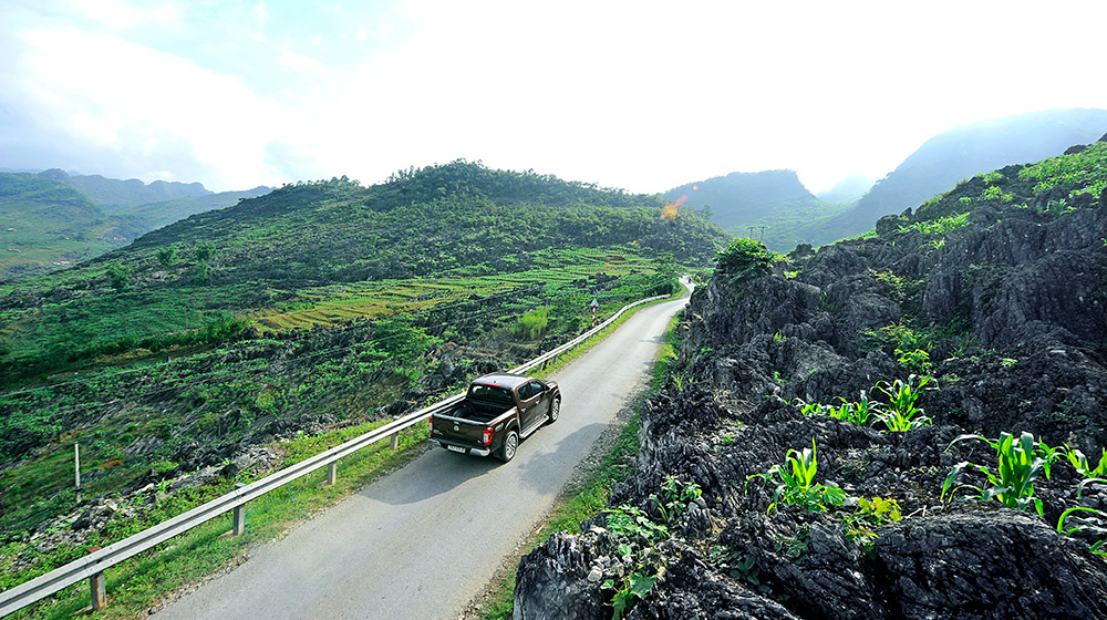Nissan NP300 Navara SL – “Anh chàng nam tính” nissan-navara-np300-sl-(24).jpg