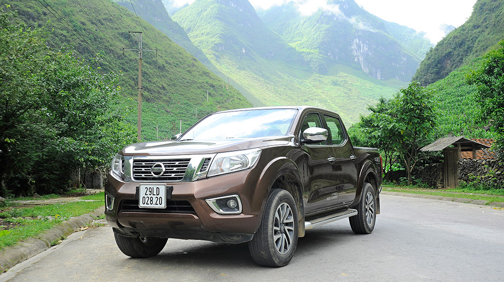 Ảnh ngoại thất Nissan NP300 Navara SL nissan-navara-np300-sl-(30)-1.jpg