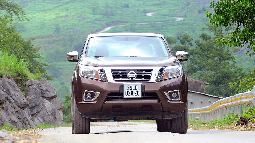 Ảnh ngoại thất Nissan NP300 Navara SL nissan-navara-np300-sl-(9)-1.jpg