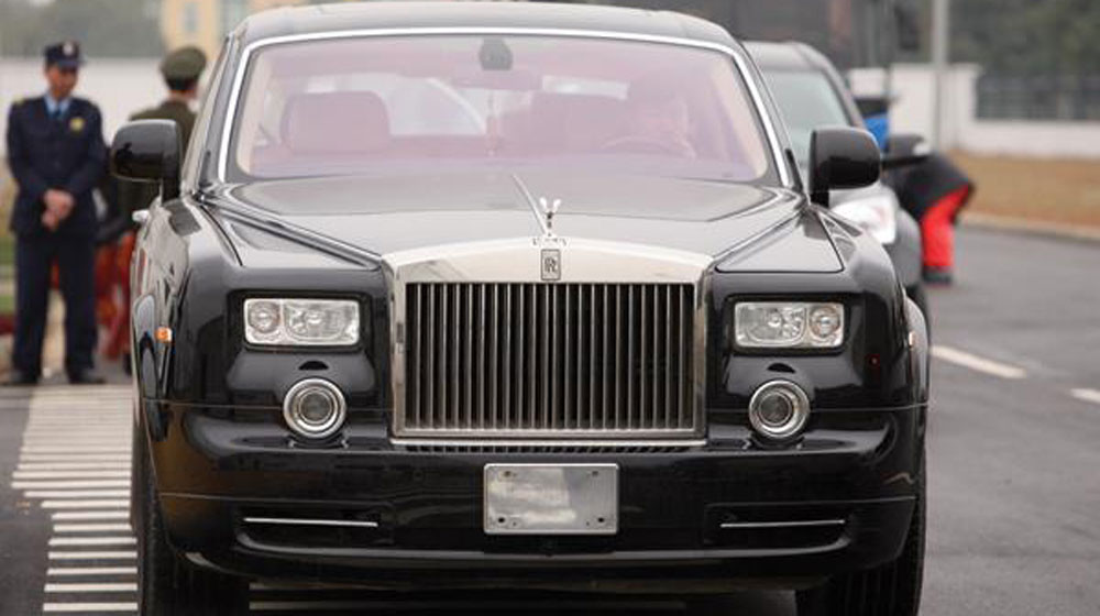 10 loại thuế và phí khủng liên quan đến ô tô thue-va-phi-khung-tu-o-to.jpg