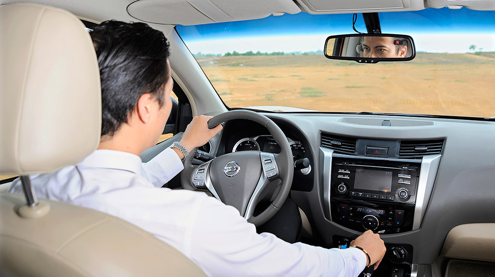 Phượt Hà Giang với siêu mẫu Hoàng Anh nissan-navara-np300-hoanganh-(12).jpg