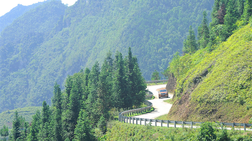 Phượt Hà Giang với siêu mẫu Hoàng Anh nissan-navara-np300-hoanganh-(23).jpg