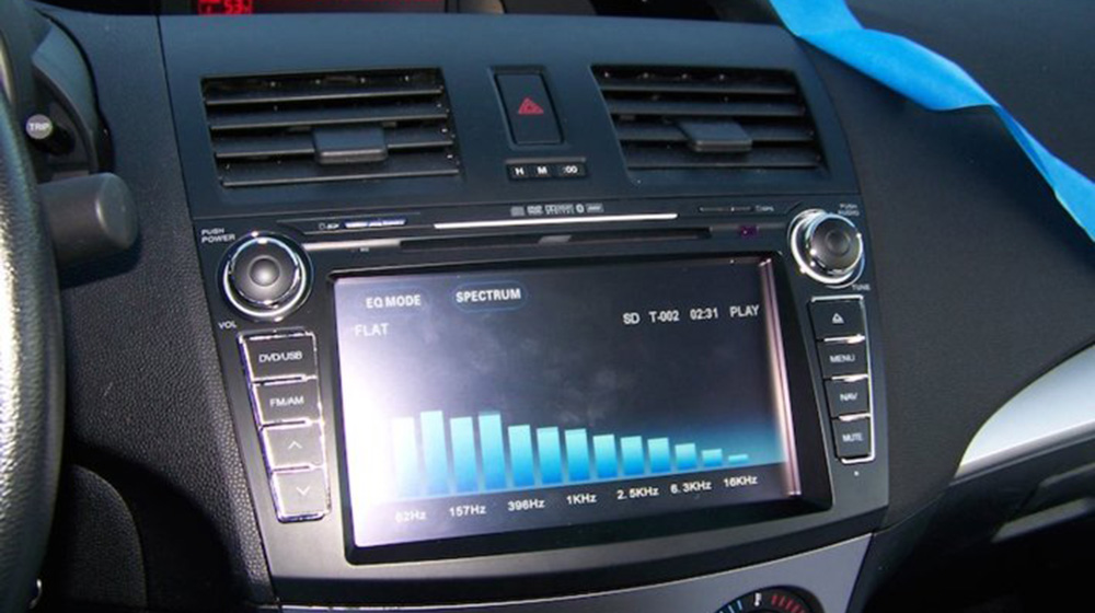 Có nên lắp DVD “Tàu” cho ôtô? 100_4157.jpg