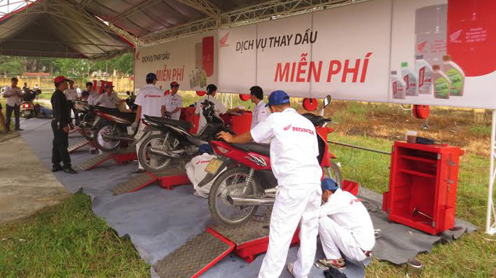 Honda Việt Nam khởi động sân chơi “Be U+ with Honda 2015” honda be U + (5).jpg