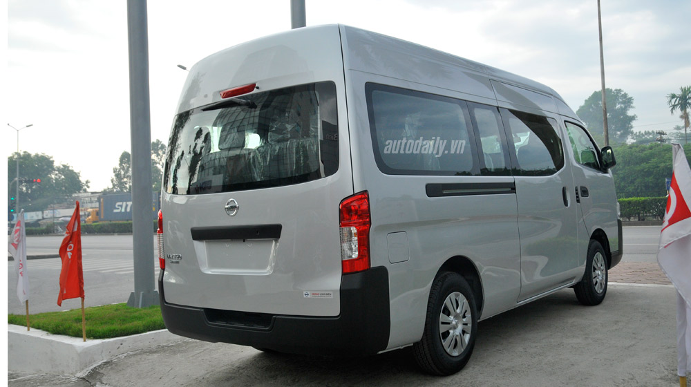 Ảnh chi tiết Nissan NV350 Urvan nissan NV350 (3).jpg