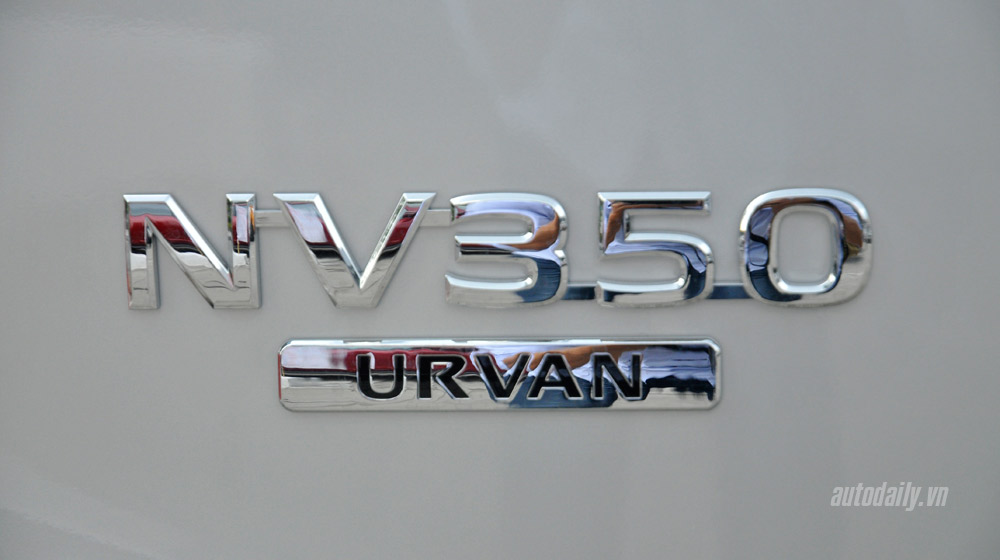 Ảnh chi tiết Nissan NV350 Urvan nissan NV350 (5).jpg