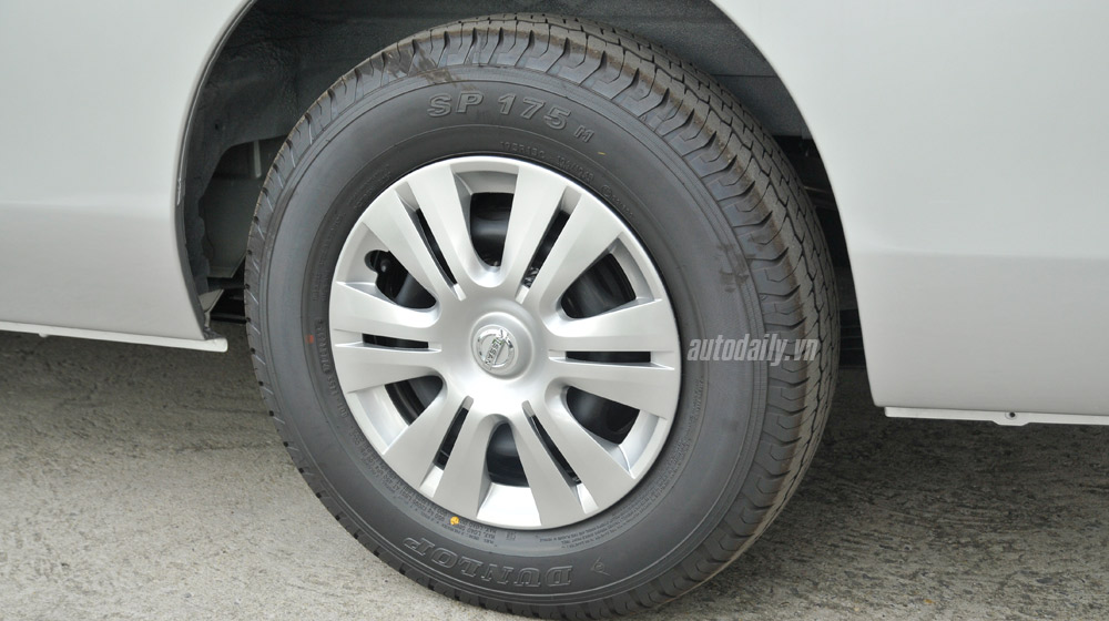Ảnh chi tiết Nissan NV350 Urvan nissan NV350 (6).jpg
