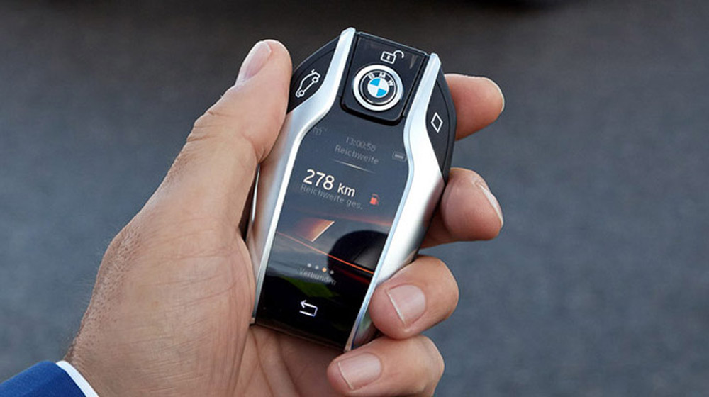 Khám phá chìa khóa siêu thông minh của BMW 7-Series 2016 BMW-7er-155.jpg