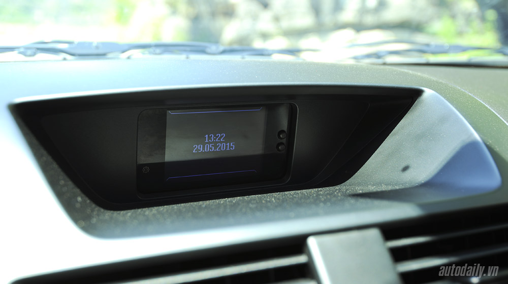 Ảnh chi tiết nội thất Mazda BT-50S Mazda-BT50-2015-(79).jpg