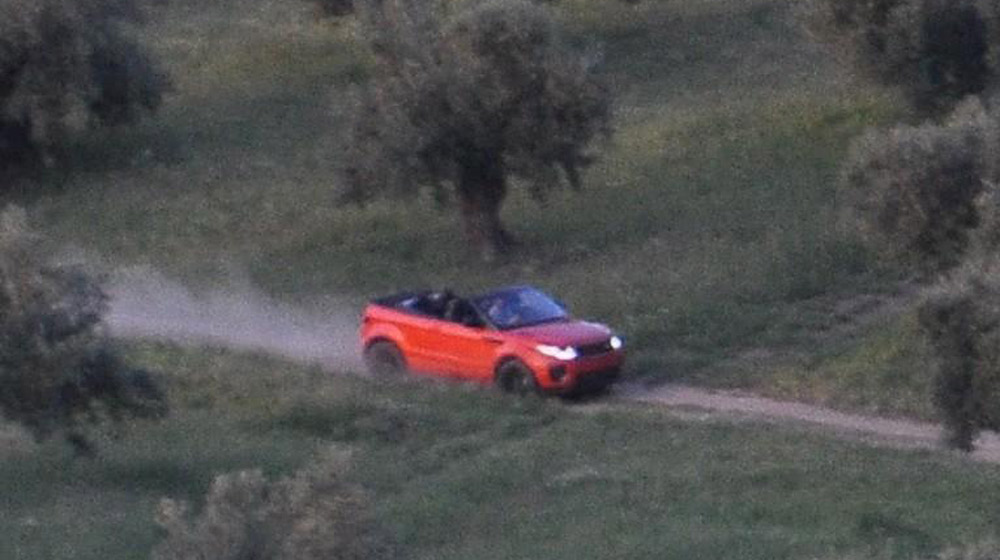 Range Rover Evoque 2016 bản mui trần lần đầu lộ diện evoque mui trần (5).jpg