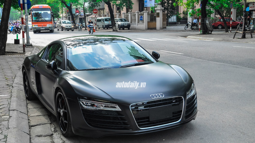 Ảnh chi tiết Audi R8 V8 màu đen mờ tuyệt đẹp tại Hà Nội Audi R8 V8 Autodaily (3).jpg