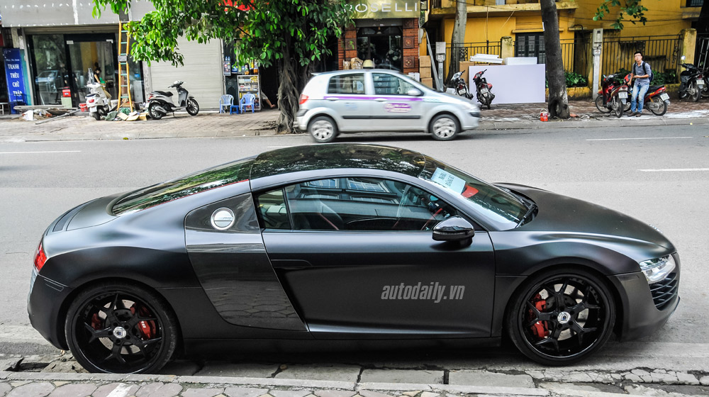 Ảnh chi tiết Audi R8 V8 màu đen mờ tuyệt đẹp tại Hà Nội Audi R8 V8 Autodaily (5).jpg