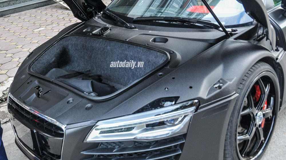 Ảnh chi tiết Audi R8 V8 màu đen mờ tuyệt đẹp tại Hà Nội Audi R8 V8 Autodaily (8).jpg