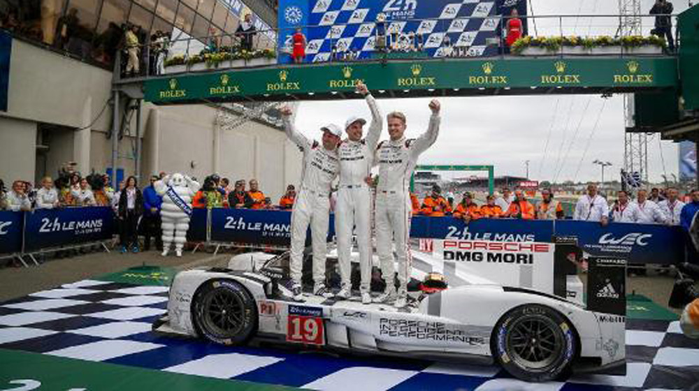 Siêu xe của Porsche từng sang Việt Nam vô địch giải đua Le Mans 2015 Porsche Le Mans (1).jpg
