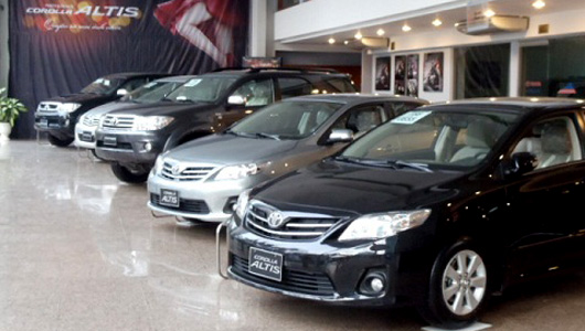 “Doạ” đánh thêm phí, ô tô “oằn mình” chống đỡ vnm_2011_402119.jpg