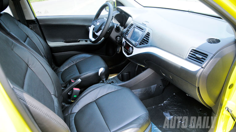 KIA Morning và Hyundai Grand i10: So tài 