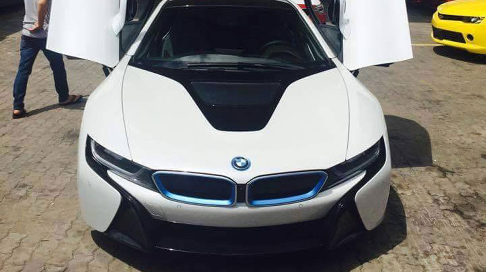 6 xế khủng đổ bộ về Việt Nam chỉ trong 48 giờ bmw-i8-2.jpg