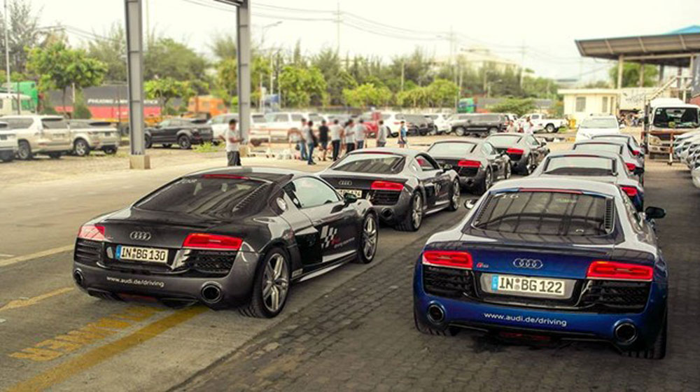 Dàn siêu xe Audi R8 V10 cập cảng Sài Gòn audi1.jpg