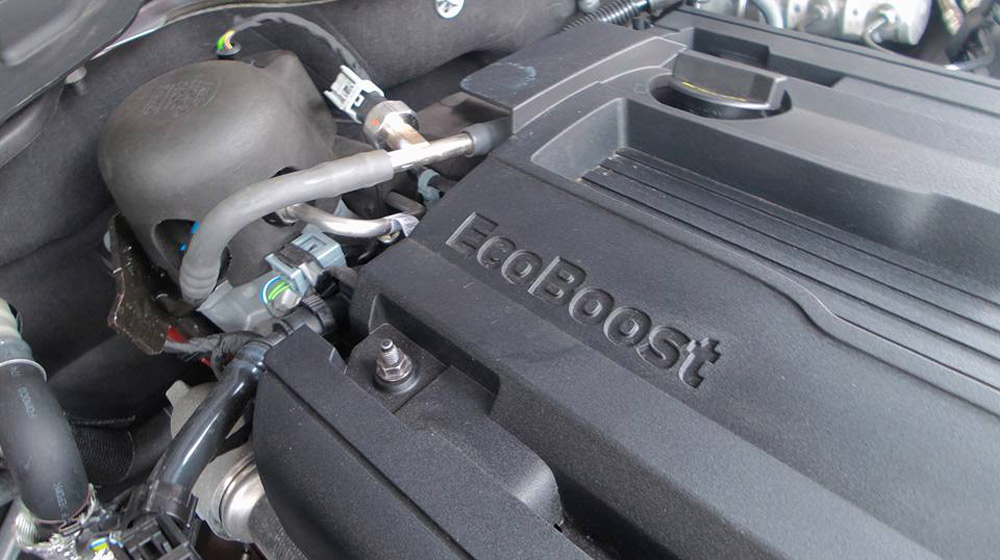 Soi chi tiết xe cơ bắp Ford Mustang 2015 thứ 2 về Việt Nam ford mustang 2015 (4).jpg