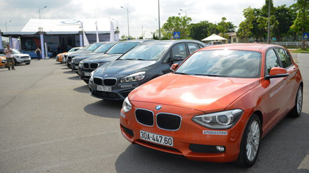 Giá ô tô chưa giảm đã rục rịch tăng gia-oto (2).jpg