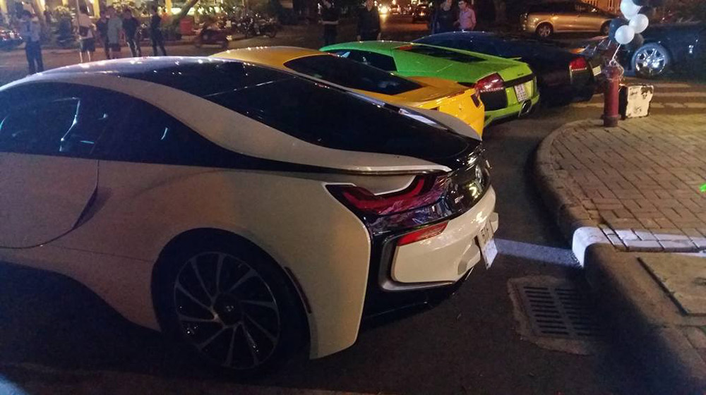 Dàn siêu xe khủng tụ họp hoành tráng tại Sài Gòn 10250223_650481445088860_5009871168838556676_n.jpg