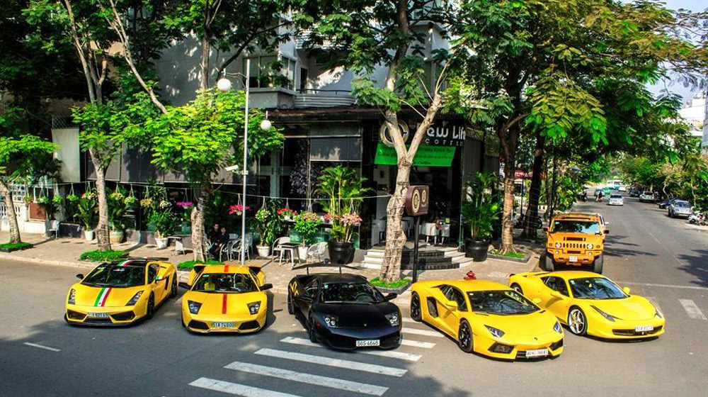Dàn siêu xe khủng tụ họp hoành tráng tại Sài Gòn 11057840_988698154496851_5098847169222299626_n.jpg