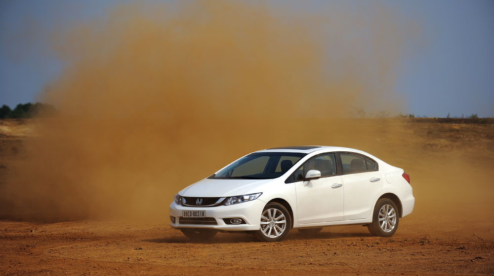 Tháng 7, khách hàng tiếp tục có cơ hội trải nghiệm xe Honda Civic.jpg