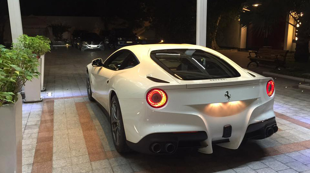 24 giờ, Phan Thành chi hơn 35 tỷ mua 2 siêu xế khủng phan thành (5).jpg