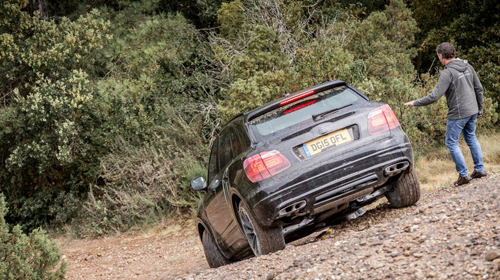 Bentley Bentayga thử làm chiến binh offroad bentaley-bentayga-3.jpg